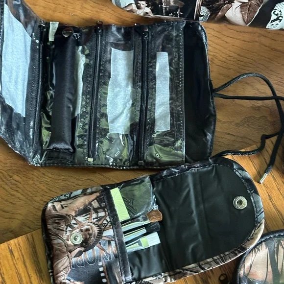 Vintage travel makeup case - Picture 7 of 14